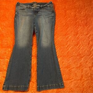 Torrid Blue Vintage Stretch Mid-Rise Flare Jeans Sz 18R